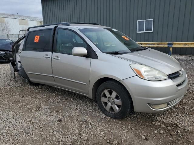 2004 Toyota Sienna XLE