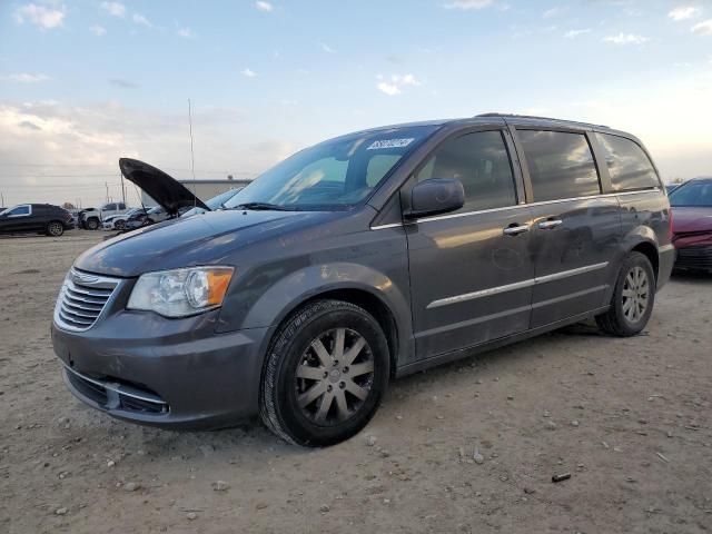 2016 Chrysler Town & Country Touring