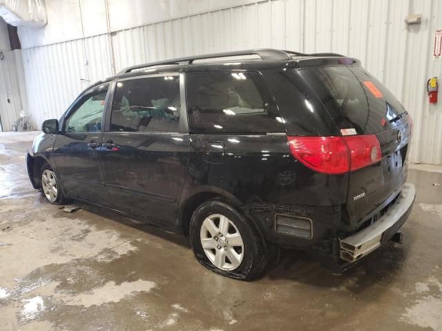 2009 Toyota Sienna CE