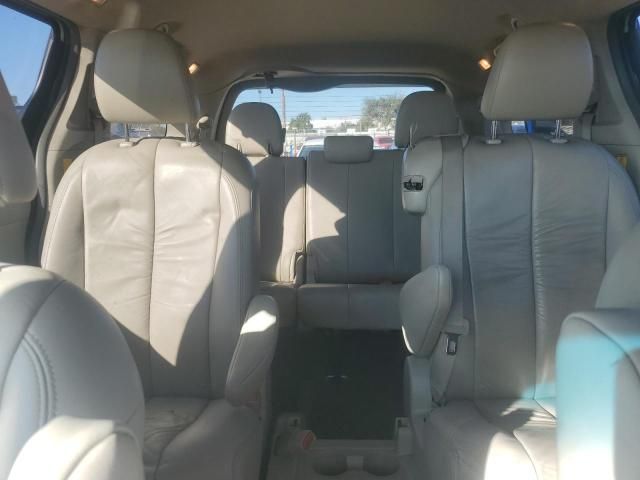 2011 Toyota Sienna XLE