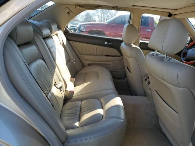 1999 Lexus LS 400