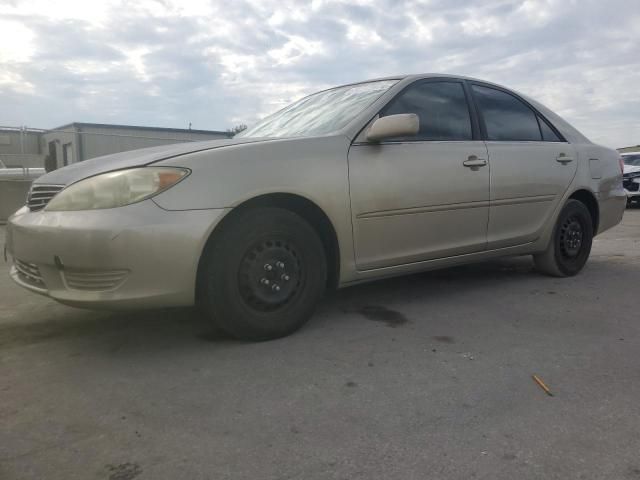 2005 Toyota Camry LE