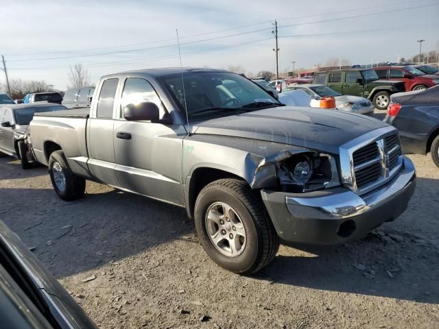 2005 Dodge Dakota SLT