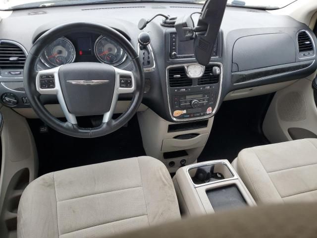 2012 Chrysler Town & Country Touring