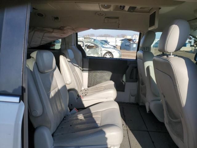 2009 Chrysler Town & Country Touring