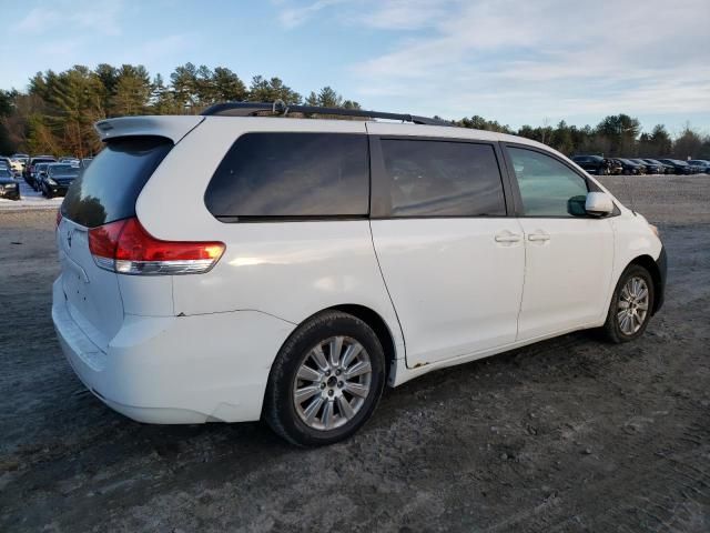 2012 Toyota Sienna XLE