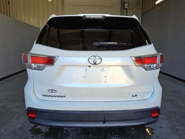 2014 Toyota Highlander LE