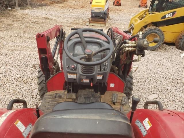 2017 Mahindra And Mahindra 2538