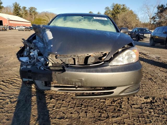 2004 Toyota Camry LE