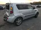 2010 KIA Soul +