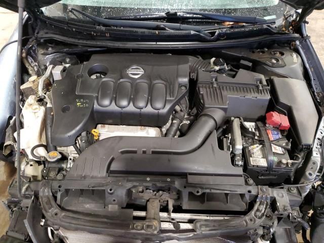 2010 Nissan Altima Base