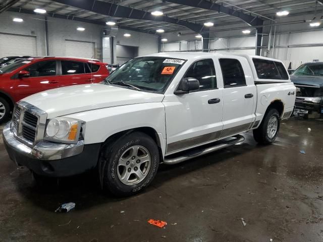 2005 Dodge Dakota Quad SLT