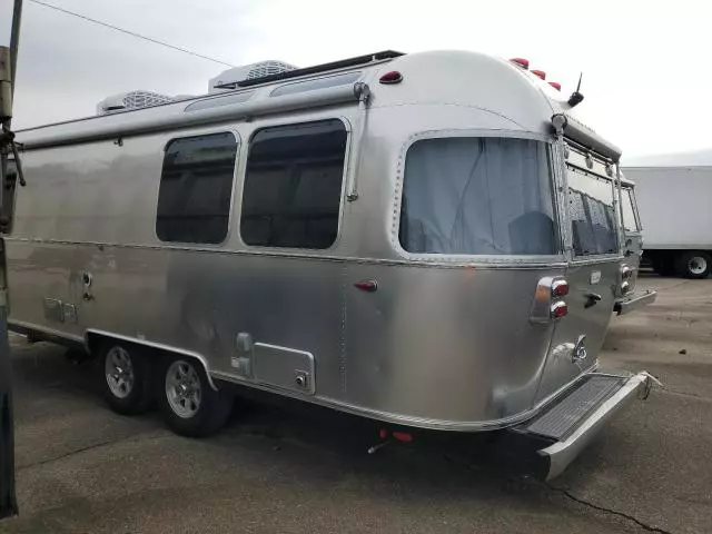 2024 Airstream Flying CLO