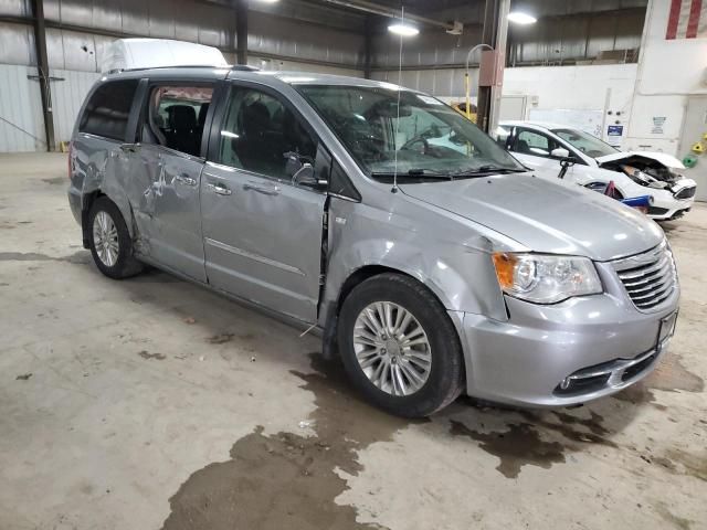 2014 Chrysler Town & Country Touring L