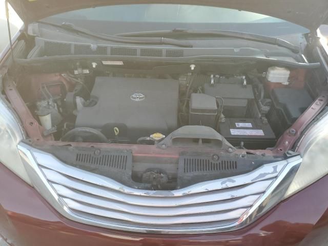 2014 Toyota Sienna XLE