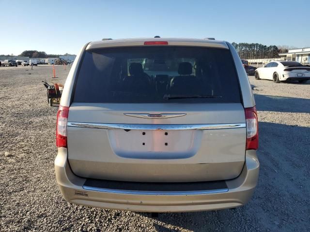 2013 Chrysler Town & Country Touring