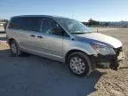 2010 Volkswagen Routan S