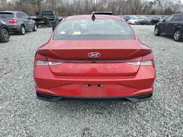 2021 Hyundai Elantra SE