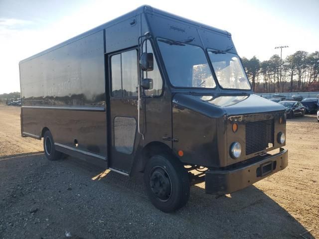 2009 Freightliner Chassis M Line WALK-IN Van