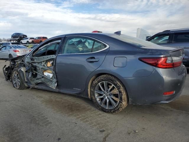 2018 Lexus ES 300H