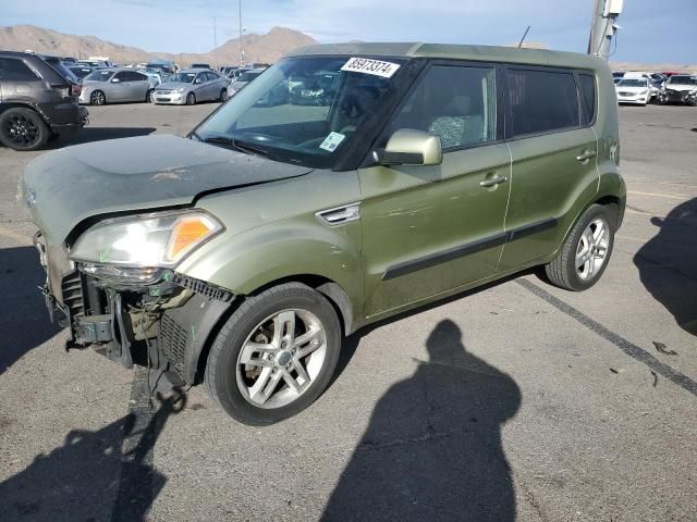 2011 KIA Soul +