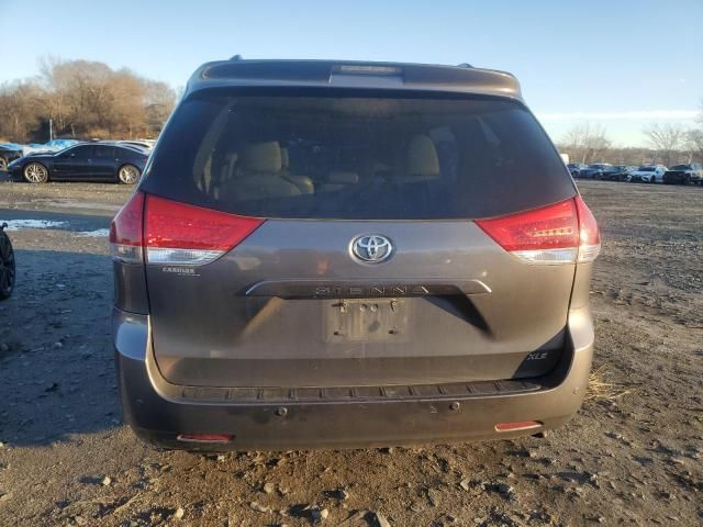 2013 Toyota Sienna XLE