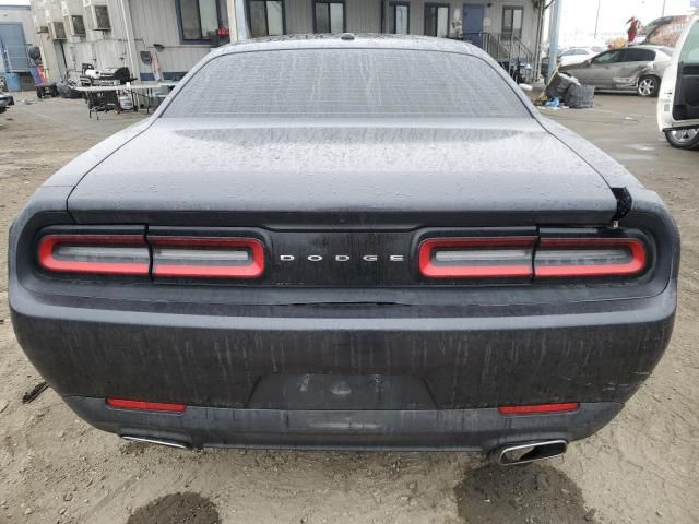 2017 Dodge Challenger SXT