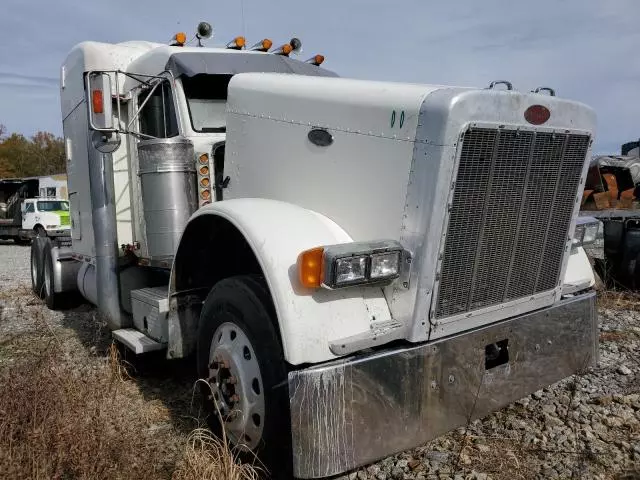 2000 Peterbilt 379