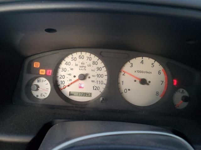 2000 Nissan Pathfinder LE