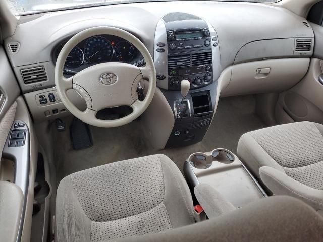 2006 Toyota Sienna CE