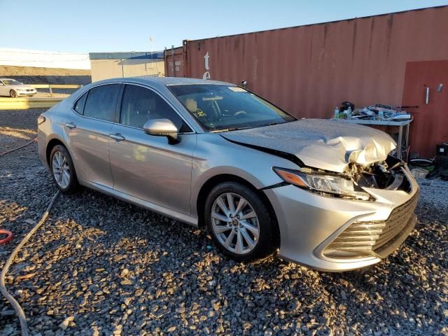 2022 Toyota Camry LE