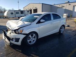 Chevrolet Vehiculos salvage en venta: 2015 Chevrolet Sonic LTZ