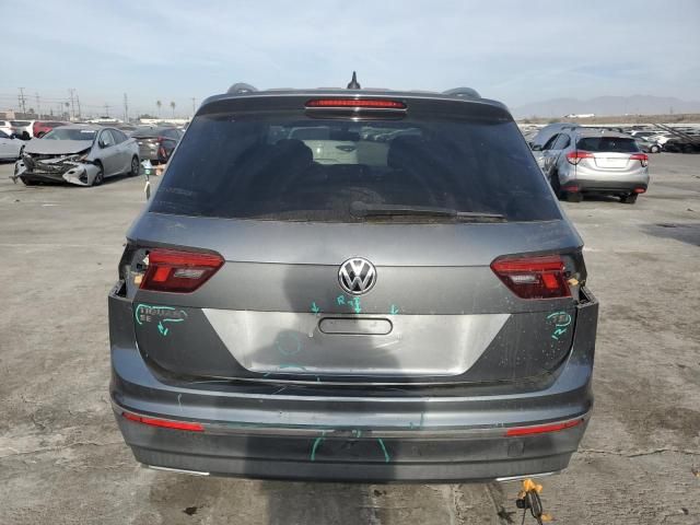 2018 Volkswagen Tiguan SE