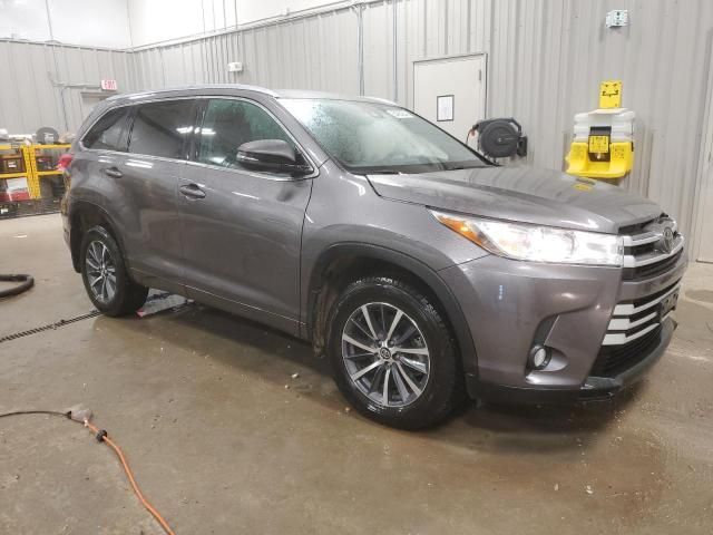 2018 Toyota Highlander SE