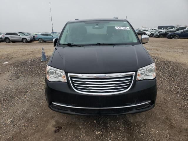 2013 Chrysler Town & Country Limited