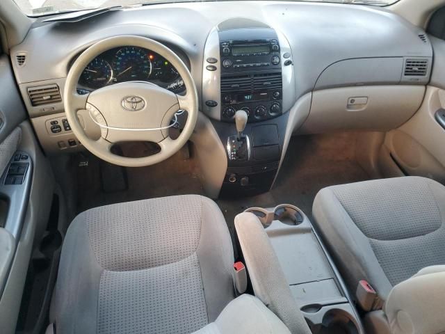 2006 Toyota Sienna CE