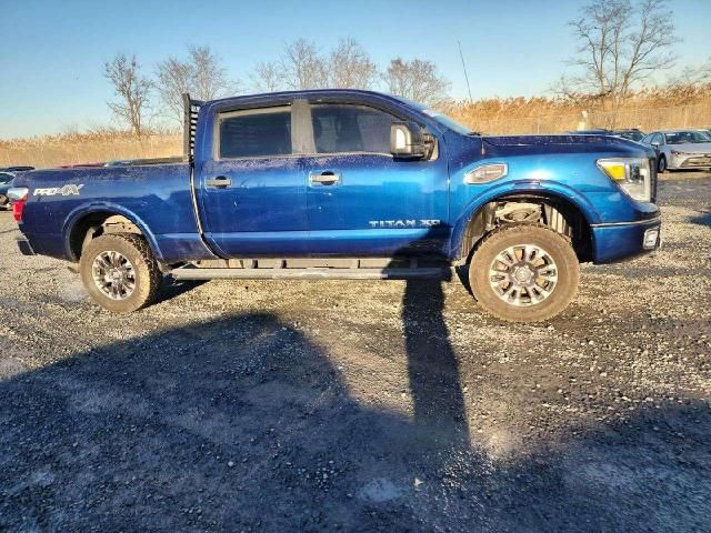 2017 Nissan Titan XD SL