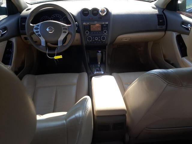 2010 Nissan Altima Base