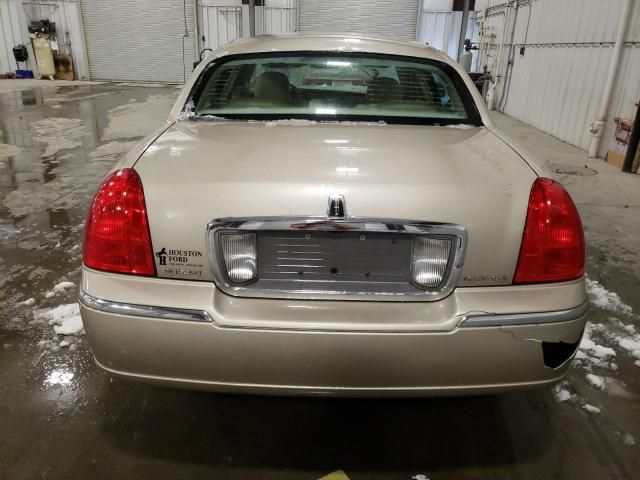 2007 Lincoln Town Car Signature