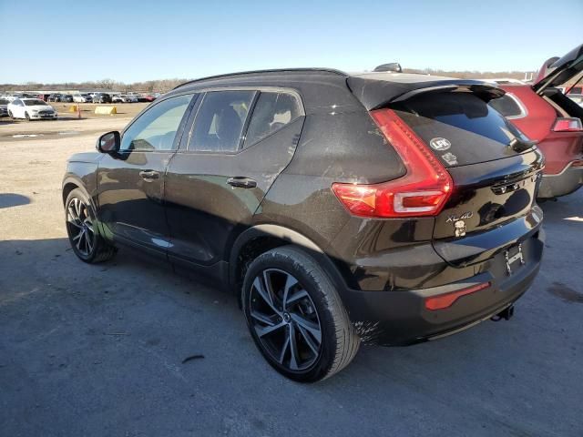 2021 Volvo XC40 T5 R-Design