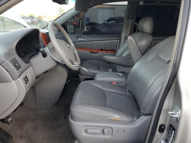 2007 Toyota Sienna XLE