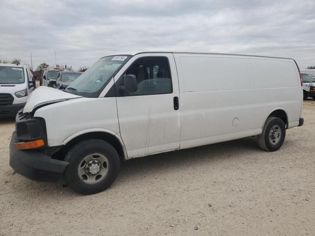 2015 Chevrolet Express G2500