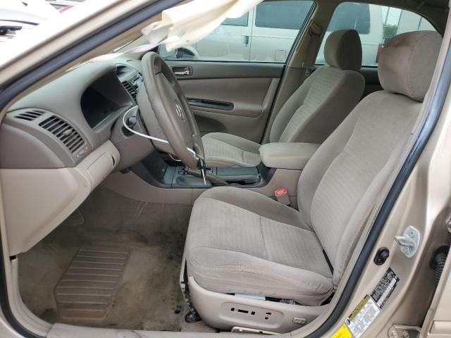 2005 Toyota Camry LE