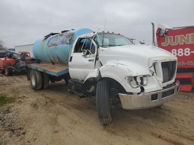 2005 Ford F750 Super Duty