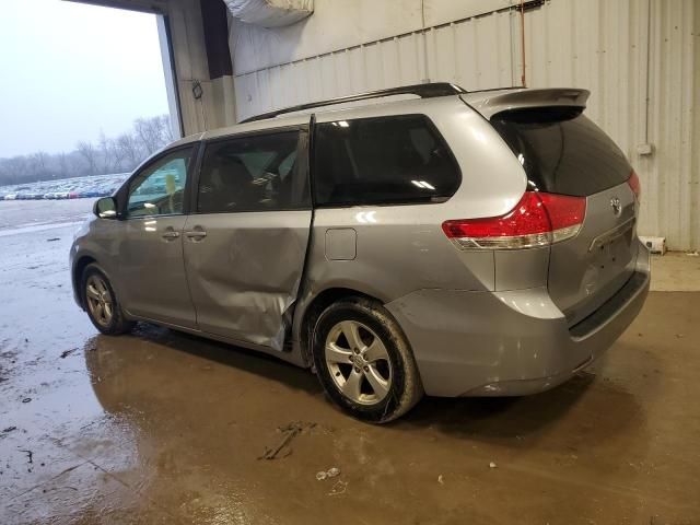 2013 Toyota Sienna LE