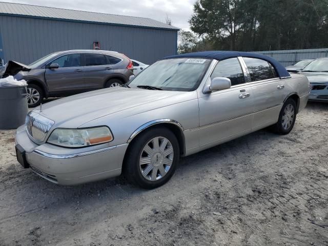 2003 Lincoln Town Car Cartier