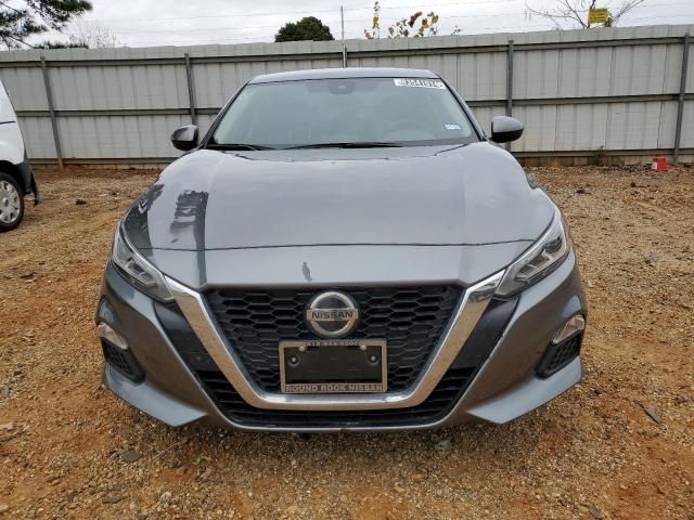 2022 Nissan Altima SV