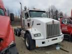 2005 Kenworth Construction T800