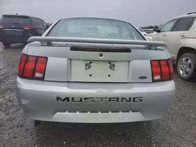 2002 Ford Mustang