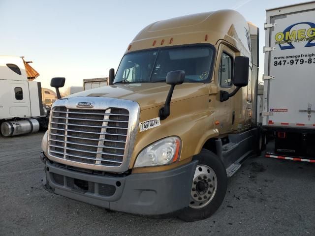 2018 Freightliner Cascadia 125